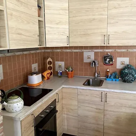 Grazioso Tra E Il Mare Apartment