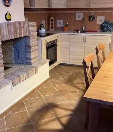 Grazioso Tra E Il Mare Apartment *